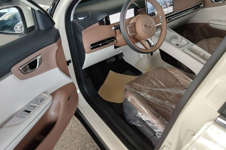 Used Wuling Bingo S 2025 Model 325km Deluxe Edition Driver Seat