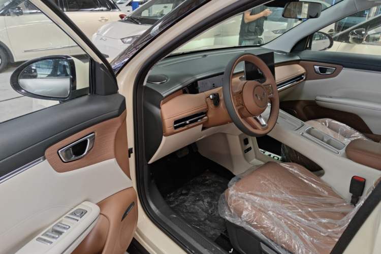Used Wuling Bingo S 2025 Model 325km Deluxe Edition Driver Seat