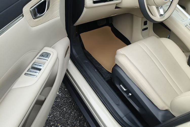 Used Wuling Bingo S 2025 Model 430km Flagship Edition Driver Seat