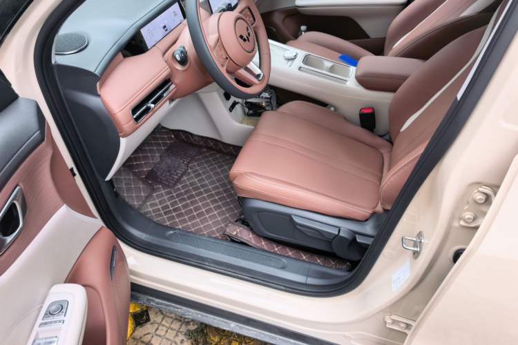Used Wuling Bingo S 2025 Model 325km Deluxe Edition Driver Seat