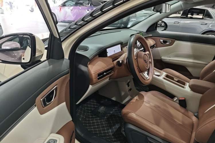 Used Wuling Bingo S 2025 Model 325km Deluxe Edition Driver Seat
