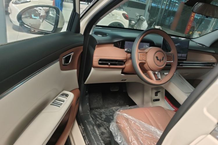 Used Wuling Bingo S 2025 Model 325km Deluxe Edition Driver Seat