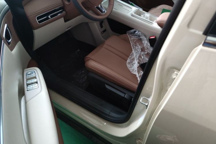 Used Wuling Bingo S 2025 Model 325km Deluxe Edition Driver Seat