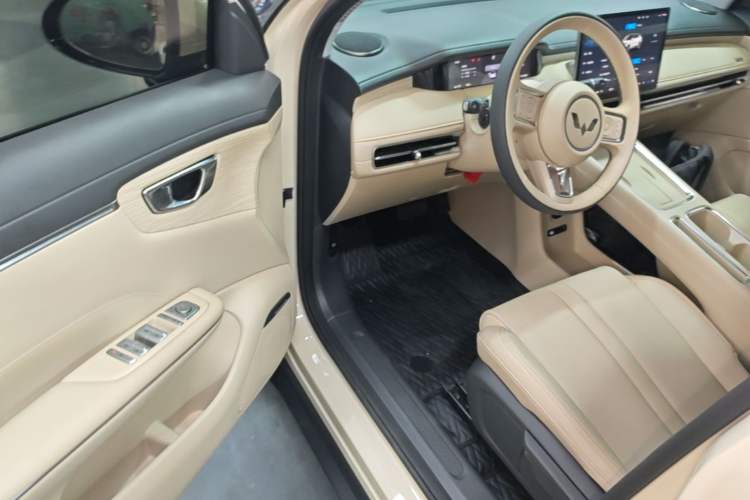 Used Wuling Bingo S 2025 Model 325km Deluxe Edition Driver Seat
