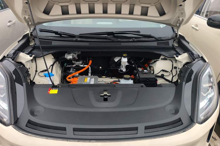 Used Wuling Bingo S 2025 Model 325km Deluxe Edition Engine Bay