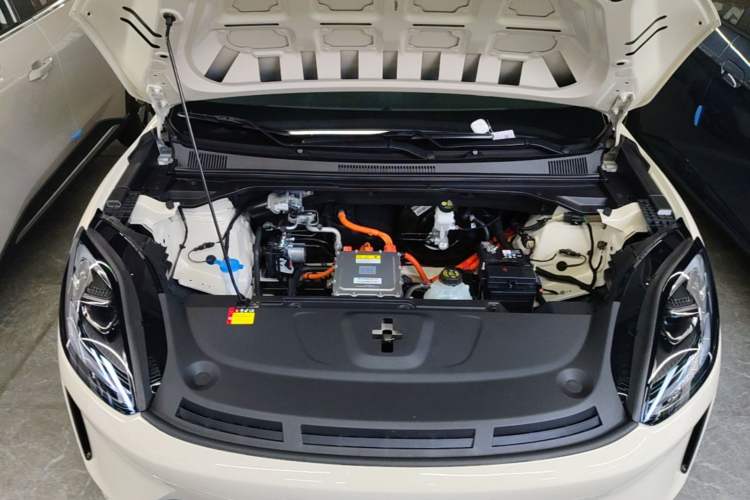 Used Wuling Bingo S 2025 Model 430km Flagship Edition Engine Bay