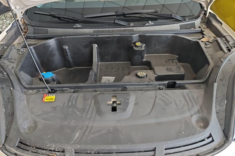 Used Wuling Bingo S 2025 Model 325km Flagship Edition Engine Bay
