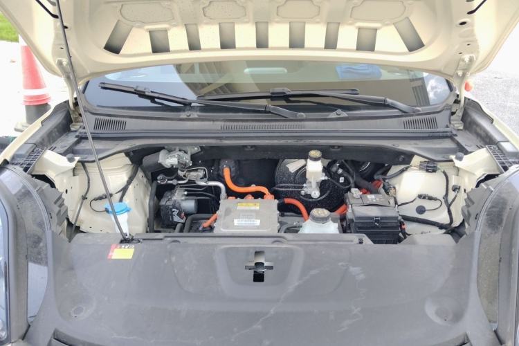 Used Wuling Bingo S 2025 Model 430km Flagship Edition Engine Bay