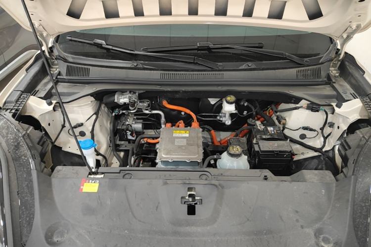 Used Wuling Bingo S 2025 Model 430km Flagship Edition Engine Bay
