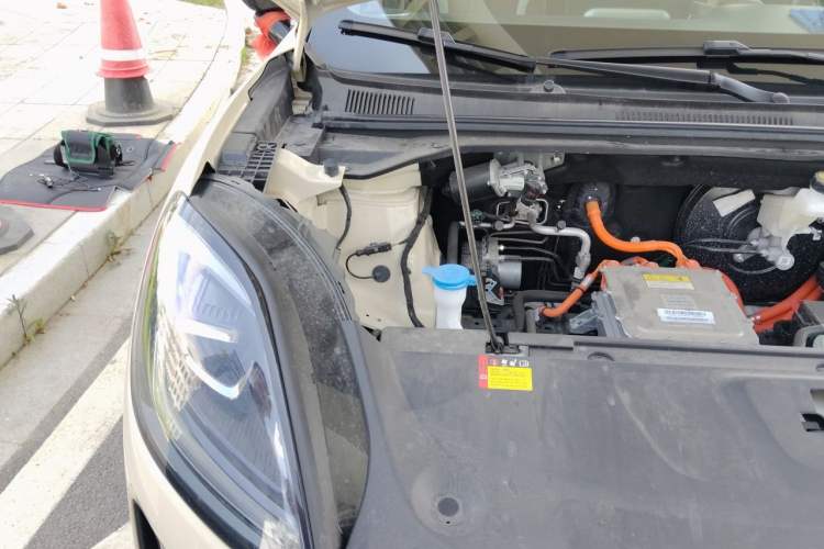 Used Wuling Bingo S 2025 Model 430km Flagship Edition Engine Bay Right