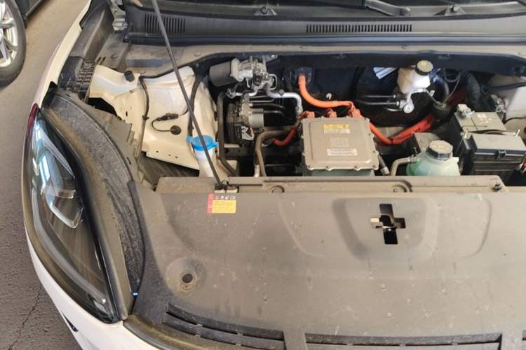 Used Wuling Bingo S 2025 Model 430km Flagship Edition Engine Bay Right