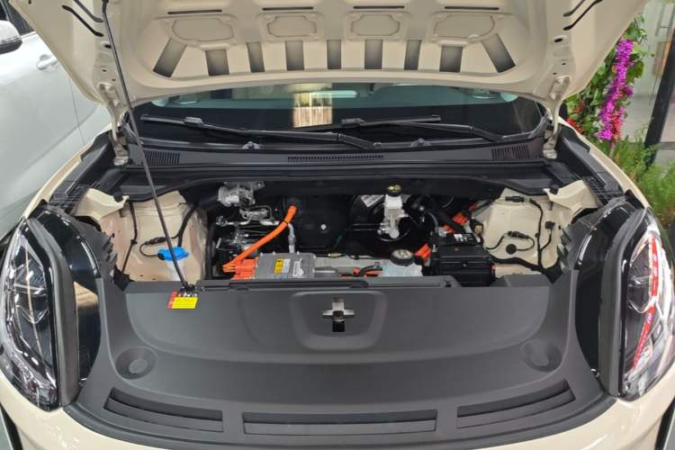 Used Wuling Bingo S 2025 Model 325km Deluxe Edition Engine Bay