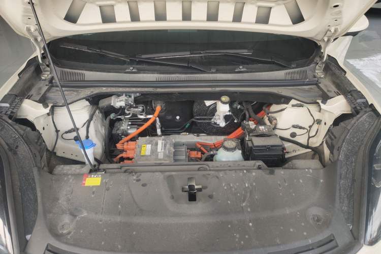 Used Wuling Bingo S 2025 Model 325km Flagship Edition Engine Bay