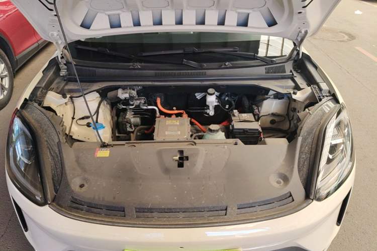 Used Wuling Bingo S 2025 Model 430km Flagship Edition Engine Bay