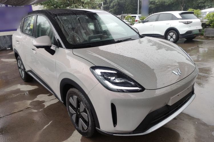 Used Wuling Bingo S 2025 Model 430km Deluxe Edition Exterior 1