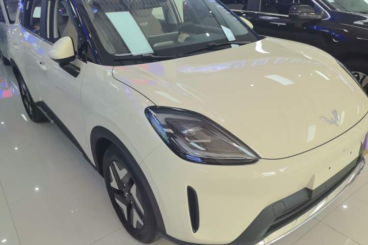 Used Wuling Bingo S 2025 Model 325km Flagship Edition Exterior 2