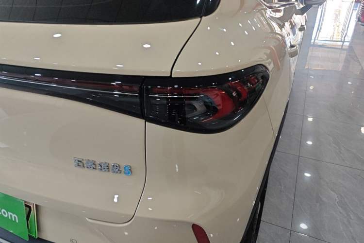 Used Wuling Bingo S 2025 Model 430km Flagship Edition Exterior 3