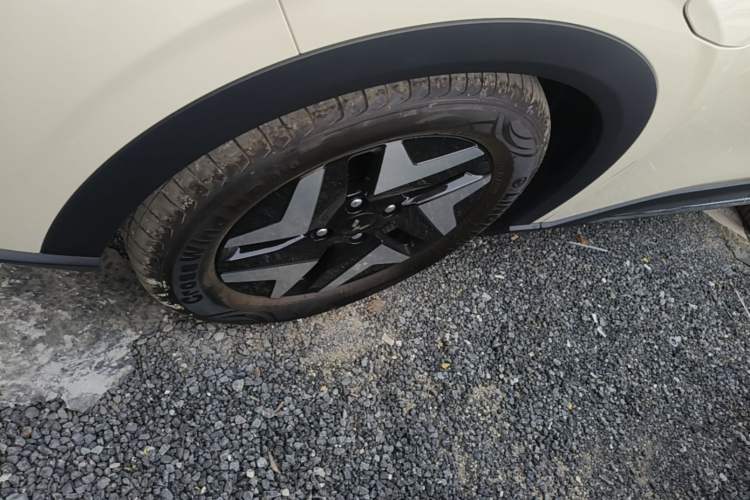 Used Wuling Bingo S 2025 Model 430km Flagship Edition Exterior 4