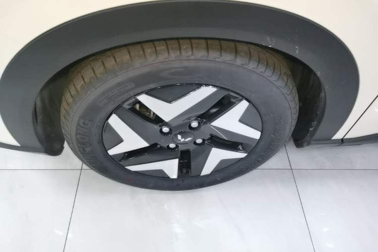 Used Wuling Bingo S 2025 Model 430km Flagship Edition Exterior 4