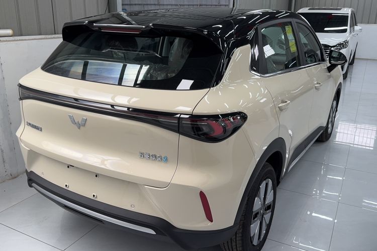 Used Wuling Bingo S 2025 Model 325km Deluxe Edition Exterior 5
