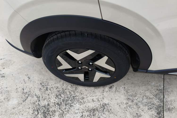 Used Wuling Bingo S 2025 Model 325km Flagship Edition Exterior 8