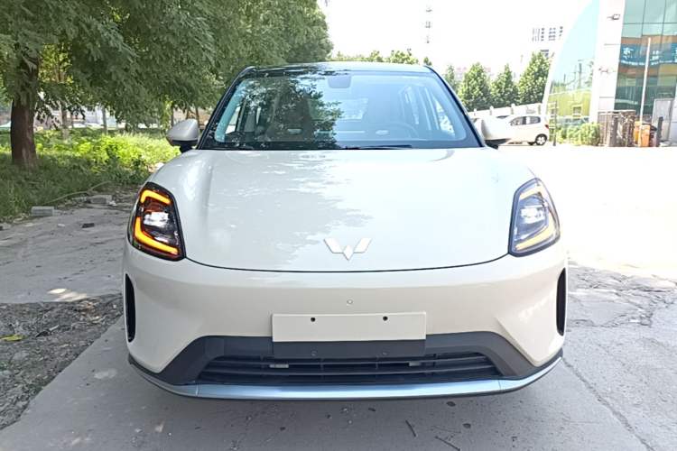 Used Wuling Bingo S 2025 Model 325km Deluxe Edition Front