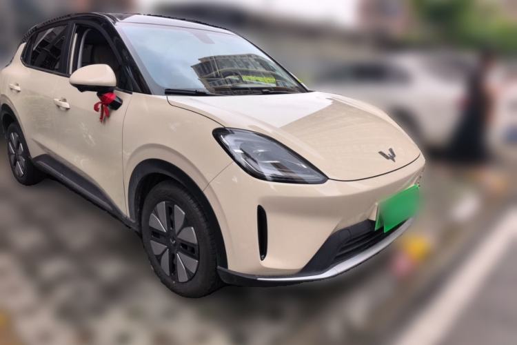 Used Wuling Bingo S 2025 Model 325km Deluxe Edition Front Right 45 Deg