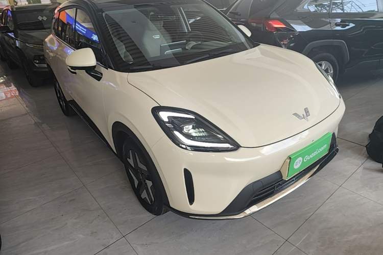 Used Wuling Bingo S 2025 Model 325km Flagship Edition Front Right 45 Deg