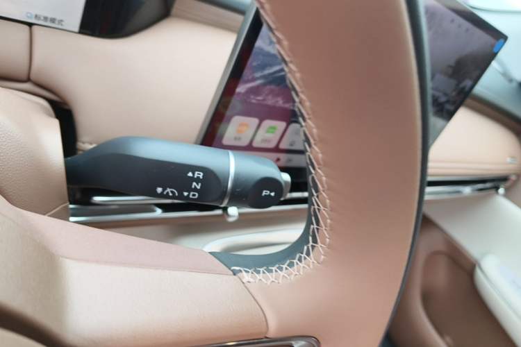 Used Wuling Bingo S 2025 Model 325km Deluxe Edition Gear Lever