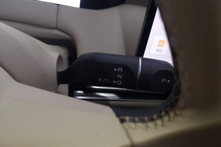 Used Wuling Bingo S 2025 Model 325km Flagship Edition Gear Lever
