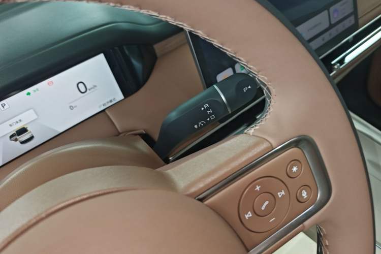 Used Wuling Bingo S 2025 Model 325km Deluxe Edition Gear Lever
