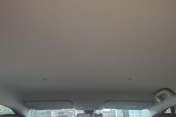 Used Wuling Bingo S 2025 Model 325km Flagship Edition Headliner