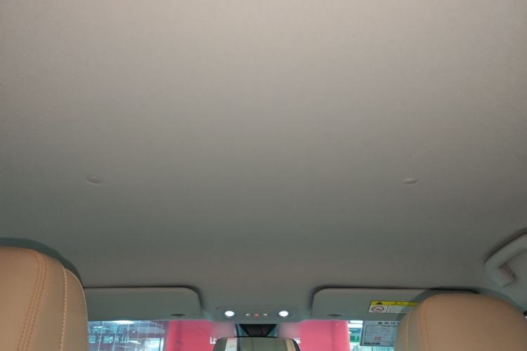Used Wuling Bingo S 2025 Model 325km Deluxe Edition Headliner