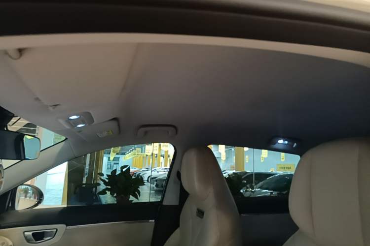 Used Wuling Bingo S 2025 Model 430km Flagship Edition Headliner