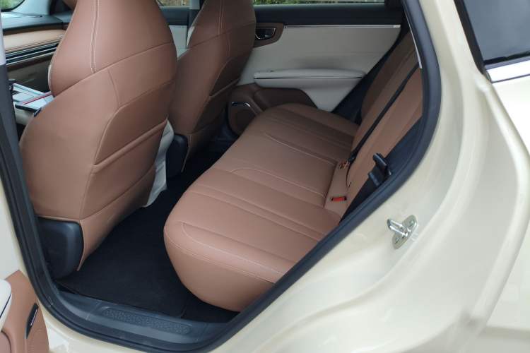 Used Wuling Bingo S 2025 Model 325km Flagship Edition Interior 4