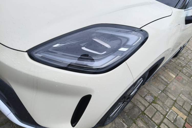 Used Wuling Bingo S 2025 Model 325km Deluxe Edition Left Front Headlight