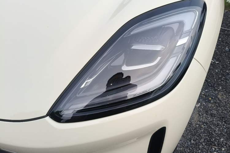 Used Wuling Bingo S 2025 Model 430km Flagship Edition Left Front Headlight