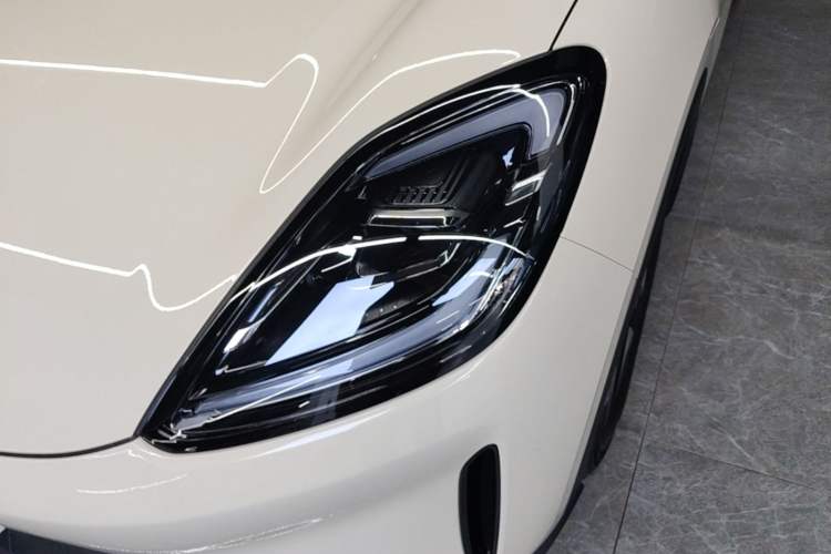Used Wuling Bingo S 2025 Model 430km Flagship Edition Left Front Headlight