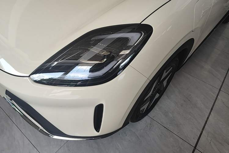 Used Wuling Bingo S 2025 Model 325km Flagship Edition Left Front Headlight