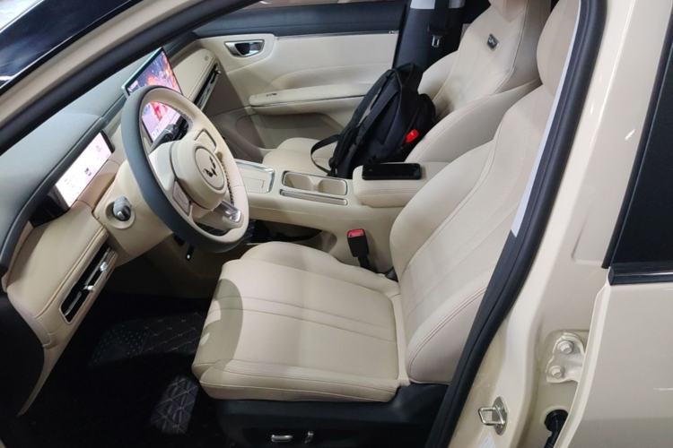 Used Wuling Bingo S 2025 Model 430km Flagship Edition Left Front Seat