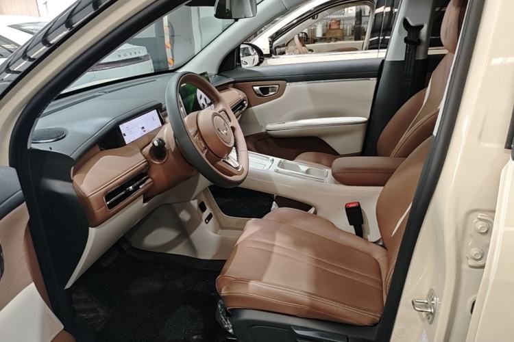 Used Wuling Bingo S 2025 Model 325km Deluxe Edition Left Front Seat