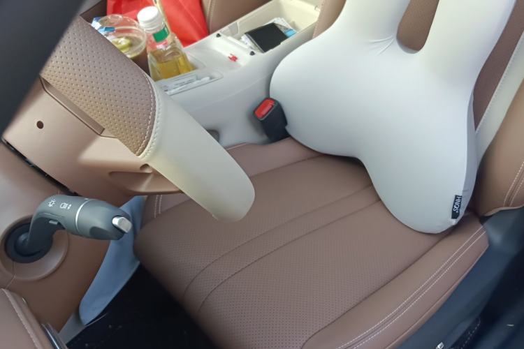 Used Wuling Bingo S 2025 Model 325km Flagship Edition Left Front Seat