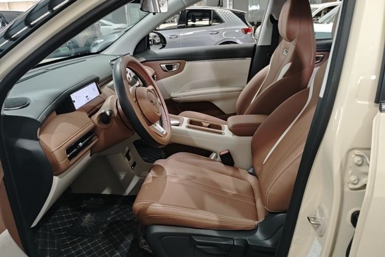 Used Wuling Bingo S 2025 Model 325km Deluxe Edition Left Front Seat