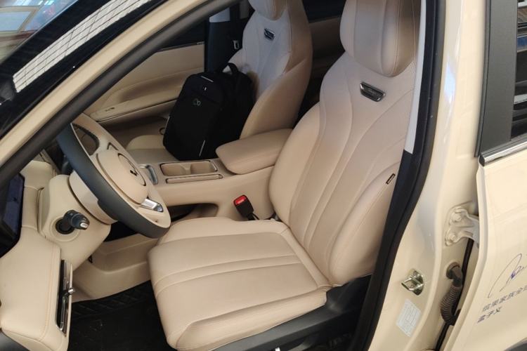 Used Wuling Bingo S 2025 Model 430km Flagship Edition Left Front Seat