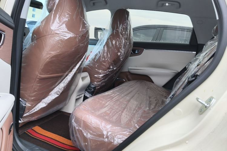 Used Wuling Bingo S 2025 Model 325km Deluxe Edition Left Rear Seat