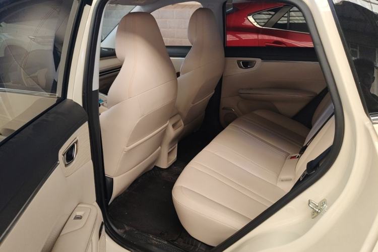 Used Wuling Bingo S 2025 Model 430km Flagship Edition Left Rear Seat