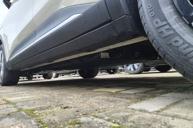 Used Wuling Bingo S 2025 Model 325km Deluxe Edition Left Side Sill