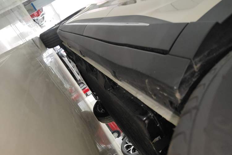 Used Wuling Bingo S 2025 Model 430km Flagship Edition Left Side Sill