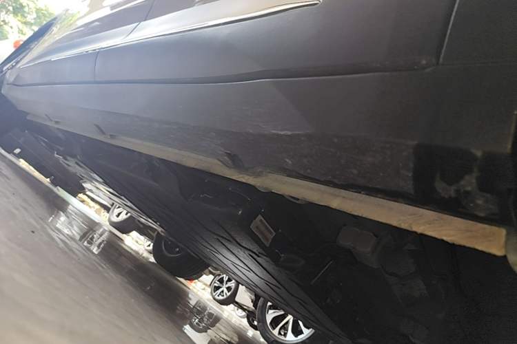 Used Wuling Bingo S 2025 Model 325km Flagship Edition Left Side Sill
