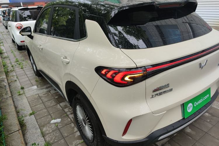 Used Wuling Bingo S 2025 Model 325km Deluxe Edition Rear Left 45 Deg